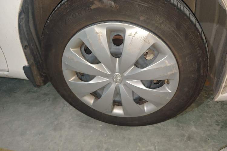 Used Toyota YARiS L Zhi Xiang 2017 1.5E CVT Dynamic Edition Right Front Wheel Hub