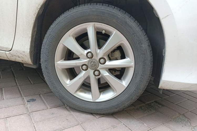 Used Toyota YARiS L Zhi Xiang 2017 1.5E CVT Dynamic Edition Right Front Wheel Hub