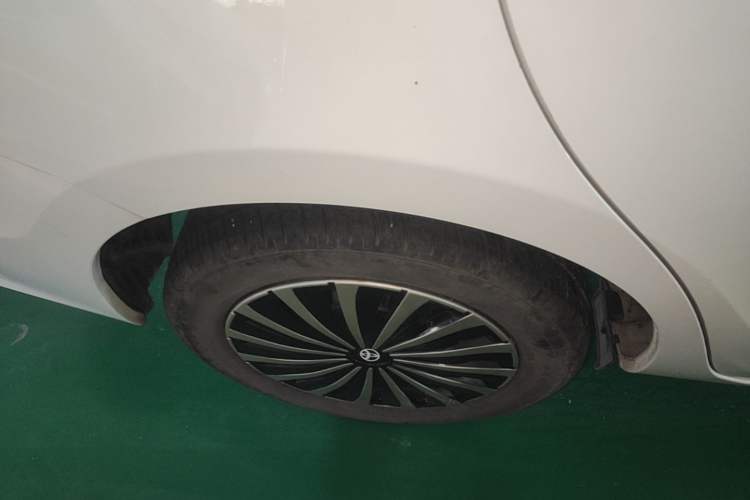 Used Toyota YARiS L Zhi Xiang 2017 1.5E CVT Dynamic Edition Right Rear Wheel Hub