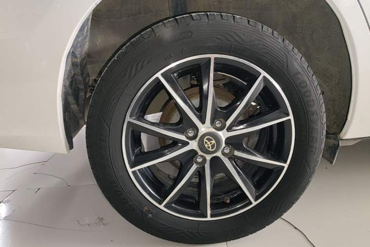 Used Toyota YARiS L Zhi Xiang 2017 1.5E CVT Dynamic Edition Right Rear Wheel Hub