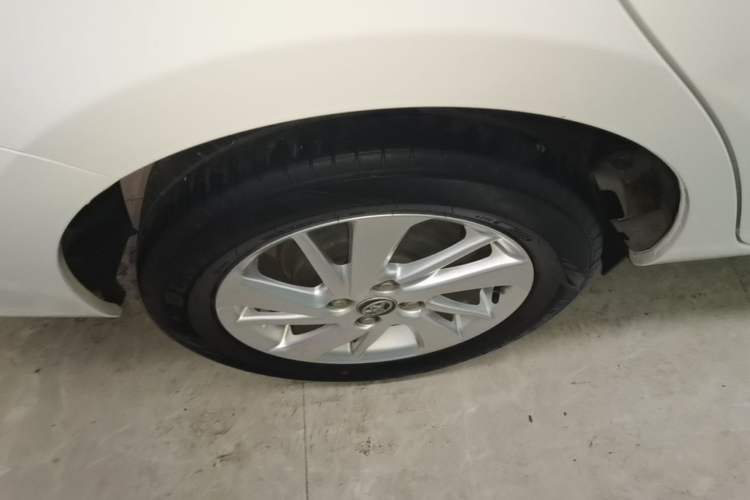 Used Toyota YARiS L Zhi Xiang 2017 1.5E CVT Dynamic Edition Right Rear Wheel Hub