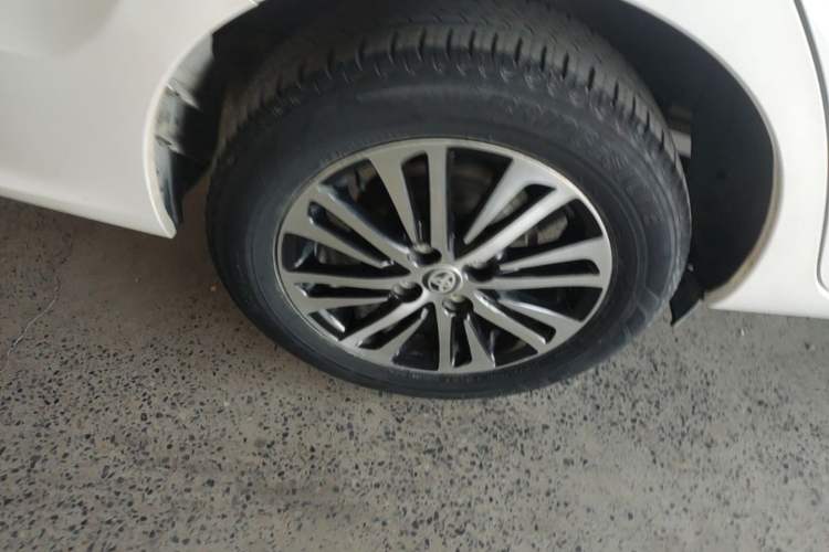 Used Toyota YARiS L Zhi Xiang 2017 1.5E CVT Dynamic Edition Right Rear Wheel Hub