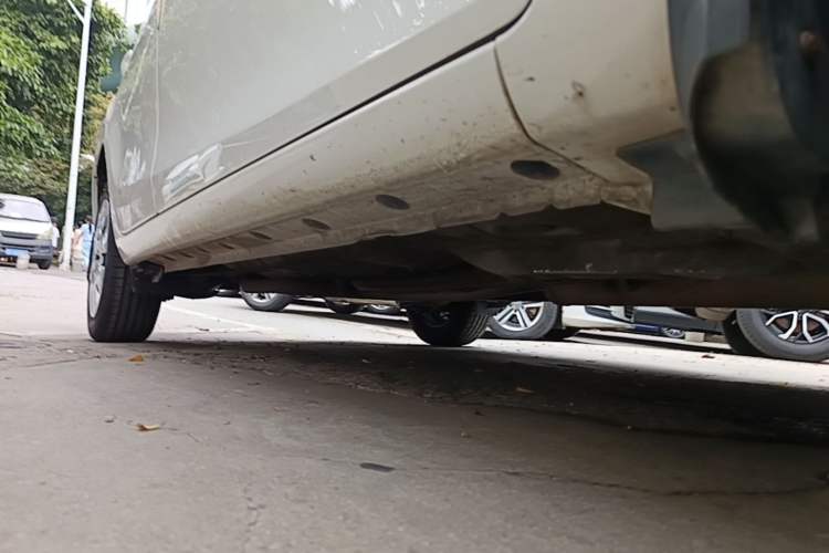 Used Toyota YARiS L Zhi Xiang 2017 1.5E CVT Dynamic Edition Right Side Sill