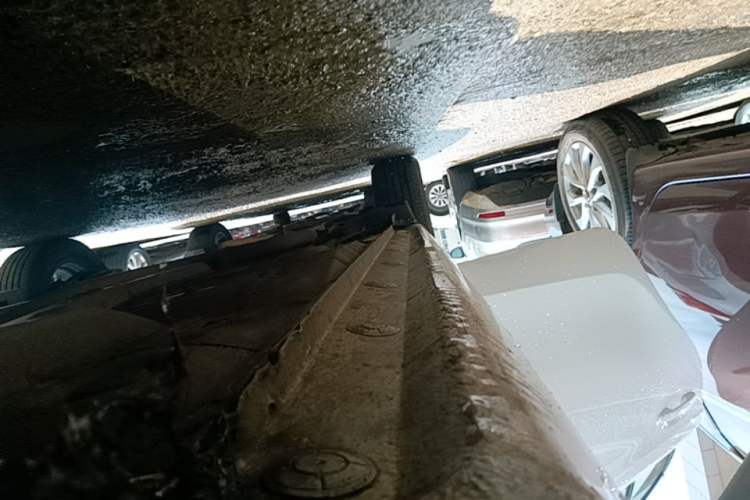 Used Toyota YARiS L Zhi Xiang 2017 1.5E CVT Dynamic Edition Right Side Sill