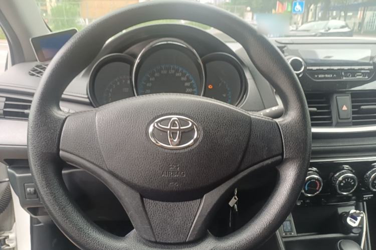 Used Toyota YARiS L Zhi Xiang 2017 1.5E CVT Dynamic Edition Steering Wheel