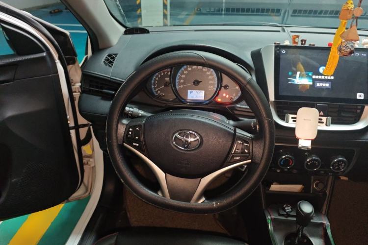 Used Toyota YARiS L Zhi Xiang 2017 1.5E CVT Dynamic Edition Steering Wheel