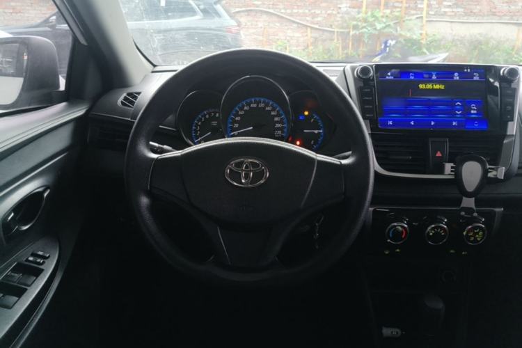 Used Toyota YARiS L Zhi Xiang 2017 1.5E CVT Dynamic Edition Steering Wheel