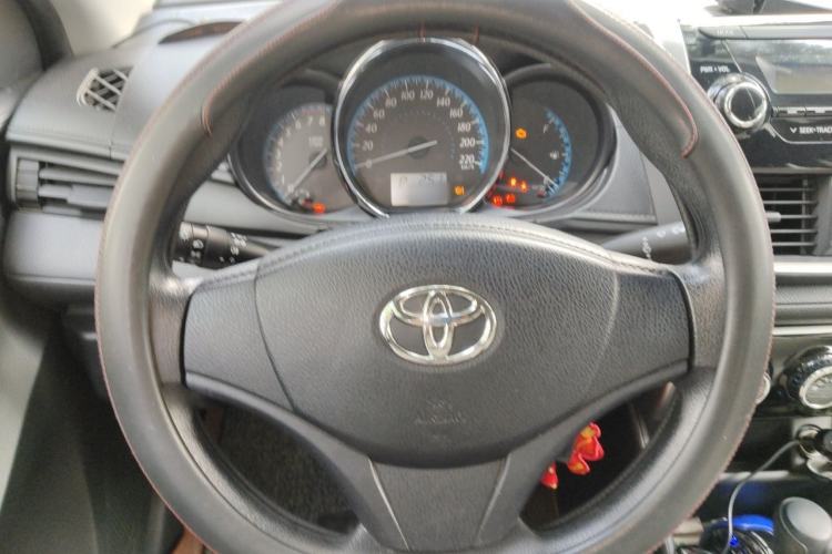 Used Toyota YARiS L Zhi Xiang 2017 1.5E CVT Dynamic Edition Steering Wheel