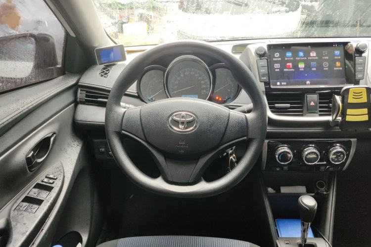 Used Toyota YARiS L Zhi Xiang 2017 1.5E CVT Dynamic Edition Steering Wheel