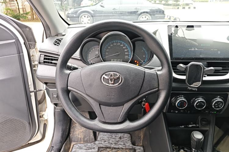 Used Toyota YARiS L Zhi Xiang 2017 1.5E CVT Dynamic Edition Steering Wheel