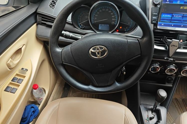 Used Toyota YARiS L Zhi Xiang 2017 1.5E CVT Dynamic Edition Steering Wheel
