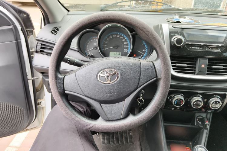 Used Toyota YARiS L Zhi Xiang 2017 1.3L Manual Dynamic Edition Steering Wheel