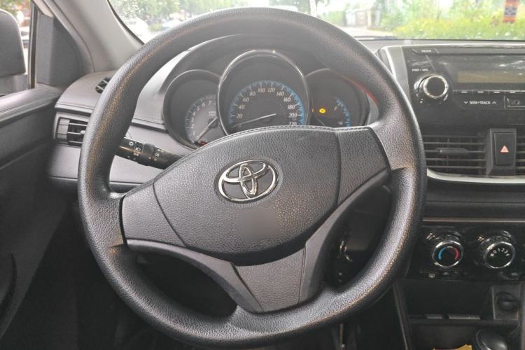Used Toyota YARiS L Zhi Xiang 2017 1.5E CVT Dynamic Edition Steering Wheel