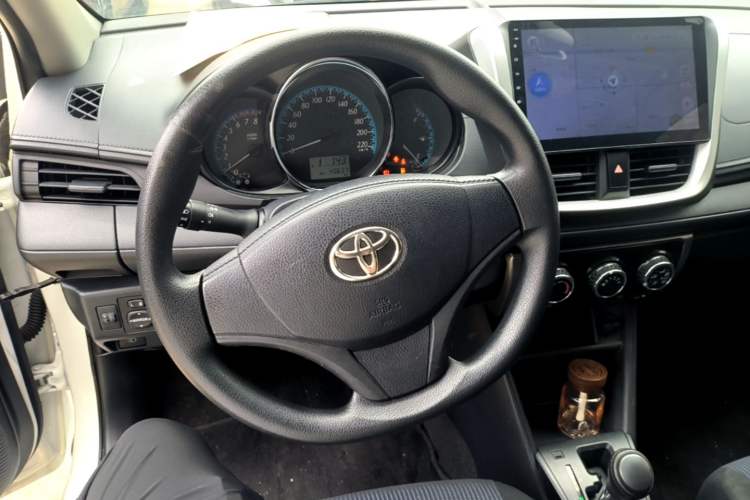 Used Toyota YARiS L Zhi Xiang 2017 1.5E CVT Dynamic Edition Steering Wheel