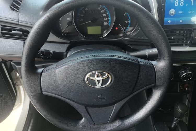 Used Toyota YARiS L Zhi Xiang 2017 1.5E CVT Dynamic Edition Steering Wheel