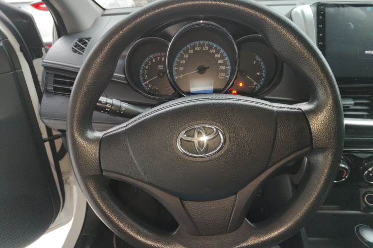 Used Toyota YARiS L Zhi Xiang 2017 1.5E CVT Dynamic Edition Steering Wheel