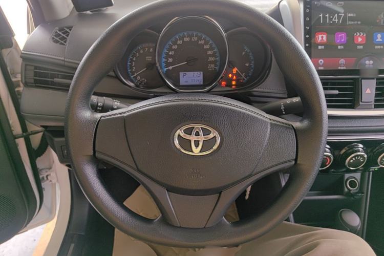 Used Toyota YARiS L Zhi Xiang 2017 1.5E CVT Dynamic Edition Steering Wheel
