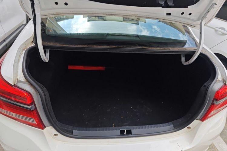 Used Toyota YARiS L Zhi Xiang 2017 1.5E CVT Dynamic Edition Trunk