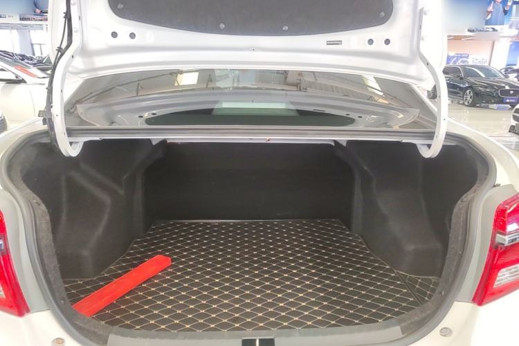 Used Toyota YARiS L Zhi Xiang 2017 1.5E CVT Dynamic Edition Trunk