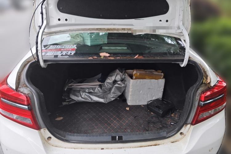 Used Toyota YARiS L Zhi Xiang 2017 1.5E CVT Dynamic Edition Trunk
