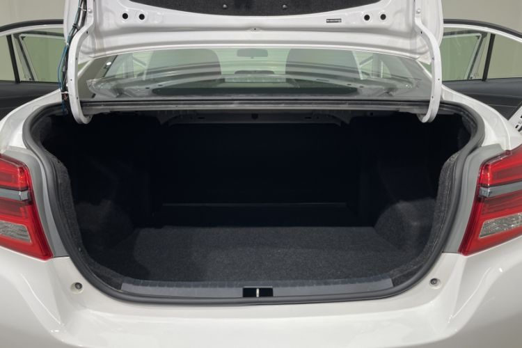 Used Toyota YARiS L Zhi Xiang 2017 1.5E CVT Dynamic Edition Trunk