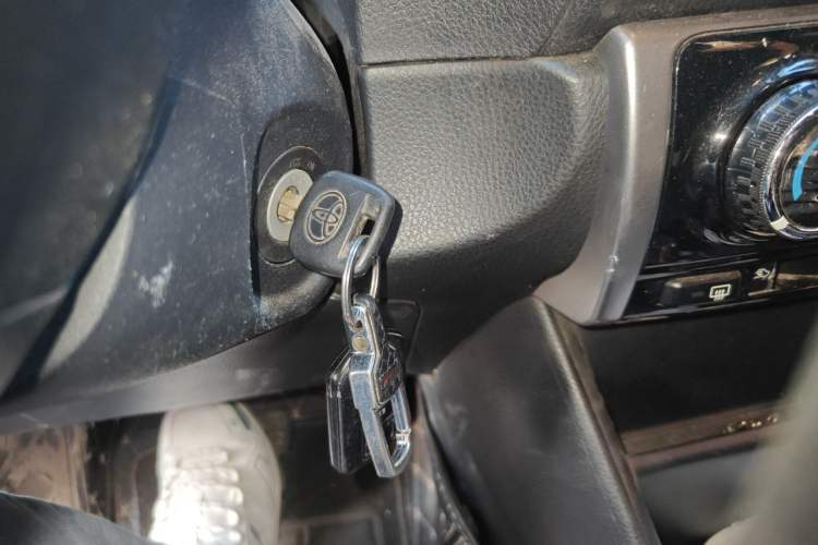 Used Toyota YARiS L Zhi Xiang 2017 1.5E CVT Dynamic Edition Vehicle Key