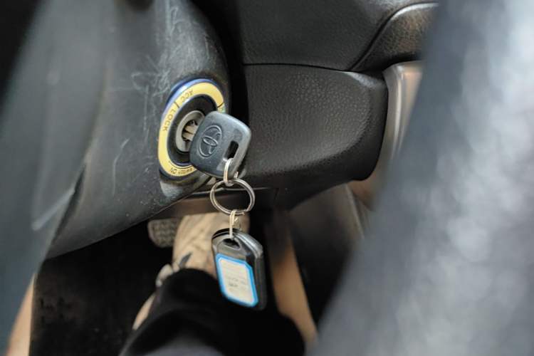 Used Toyota YARiS L Zhi Xiang 2017 1.5E CVT Dynamic Edition Vehicle Key