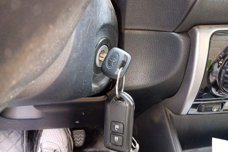Used Toyota YARiS L Zhi Xiang 2017 1.5E CVT Dynamic Edition Vehicle Key
