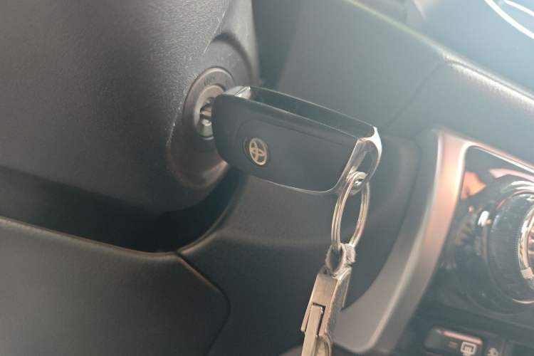 Used Toyota YARiS L Zhi Xiang 2017 1.5G Manual Xuan Dong Edition Vehicle Key