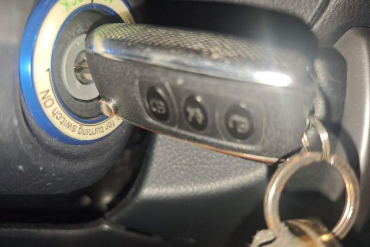Used Toyota YARiS L Zhi Xiang 2017 1.5E CVT Dynamic Edition Vehicle Key