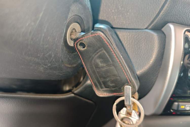 Used Toyota YARiS L Zhi Xiang 2017 1.5E CVT Dynamic Edition Vehicle Key