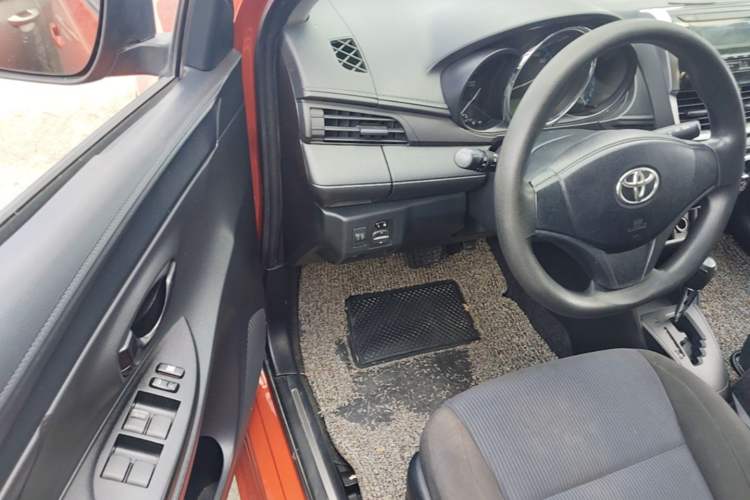 Used Toyota YARiS L Zhi Xiang 2017 1.5E CVT Dynamic Edition Driver Seat