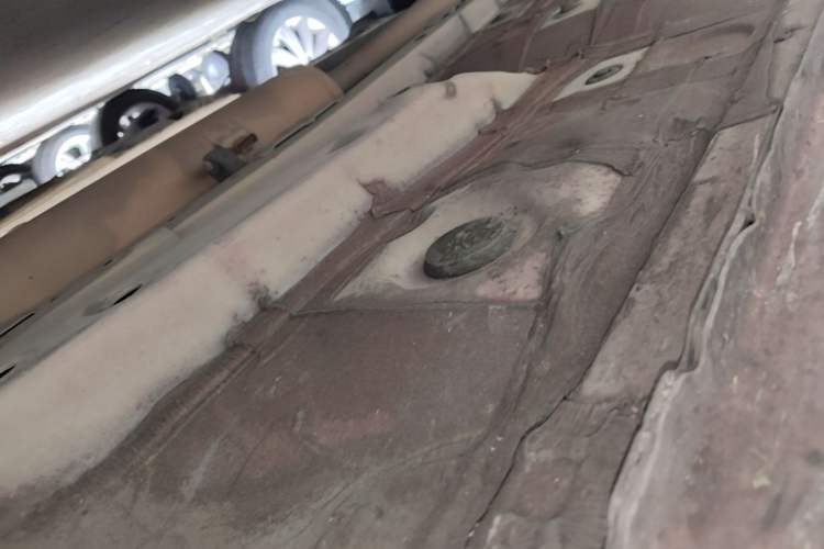 Used Toyota YARiS L Zhi Xiang 2017 1.5E CVT Dynamic Edition Right Side Sill