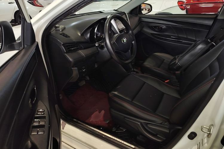 Used Toyota YARiS L Zhi Xiang 2018 1.5E CVT Champion Limited Edition Driver Seat
