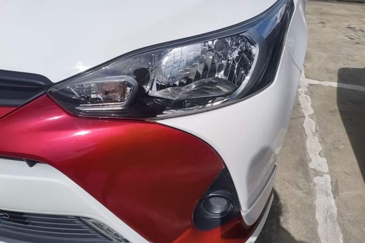Used Toyota YARiS L Zhi Xiang 2018 1.5E CVT Champion Limited Edition Left Front Headlight