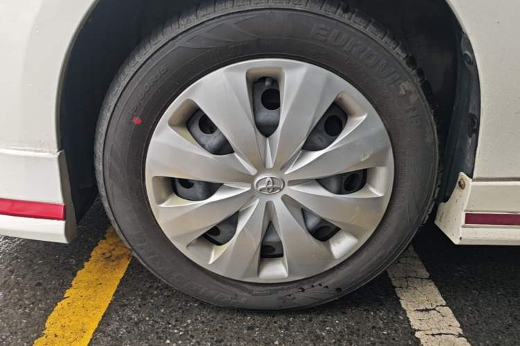 Used Toyota YARiS L Zhi Xiang 2018 1.5E CVT Champion Limited Edition Left Front Wheel Hub