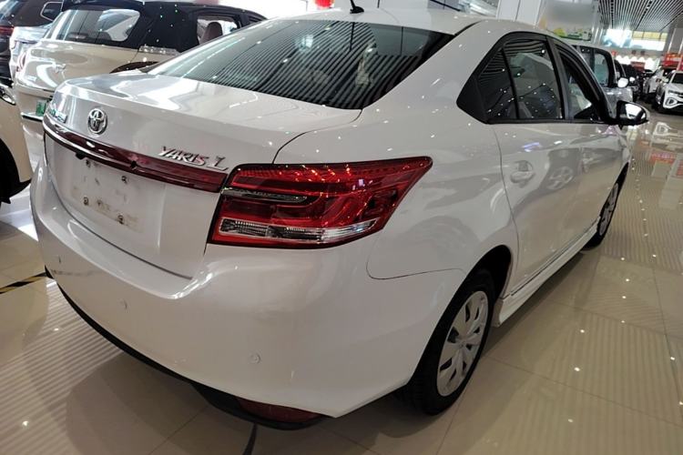 Used Toyota YARiS L Zhi Xiang 2018 1.5E CVT Champion Limited Edition Rear Right 45 Deg