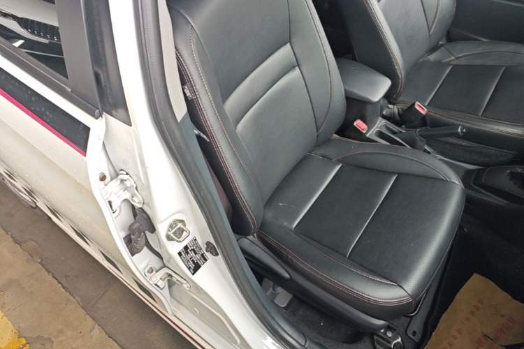 Used Toyota YARiS L Zhi Xiang 2018 1.5E CVT Champion Limited Edition Right Front Seat