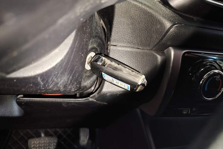 Used Toyota YARiS L Zhi Xiang 2018 1.5E CVT Champion Limited Edition Vehicle Key
