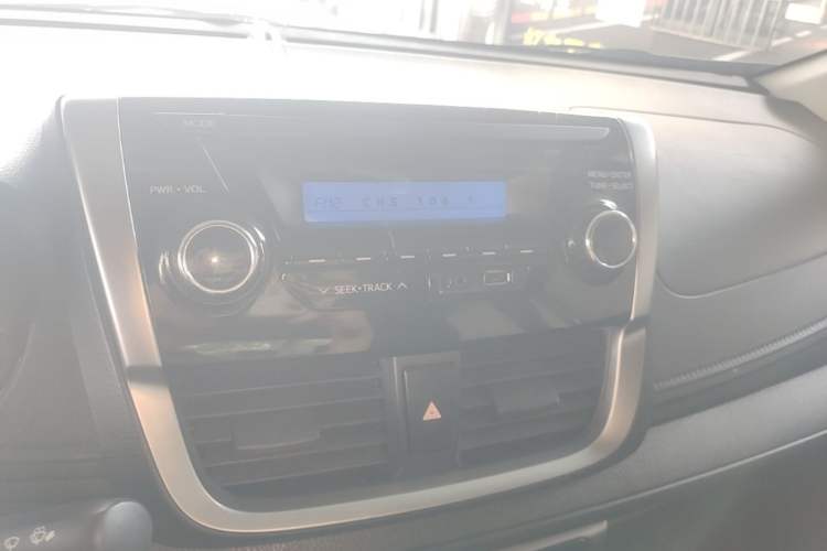 Used Toyota YARiS L Zhi Xiang 2019 1.5E CVT Dynamic Edition China VI compliant Audio And AC Panel