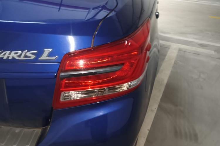 Used Toyota YARiS L Zhi Xiang 2019 1.5E CVT Dynamic Edition China VI compliant Right Rear Taillight