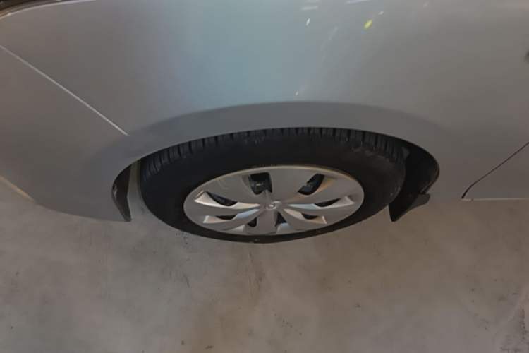 Used Toyota YARiS L Zhi Xiang 2019 1.5E CVT Dynamic Edition China VI compliant Left Front Wheel Hub
