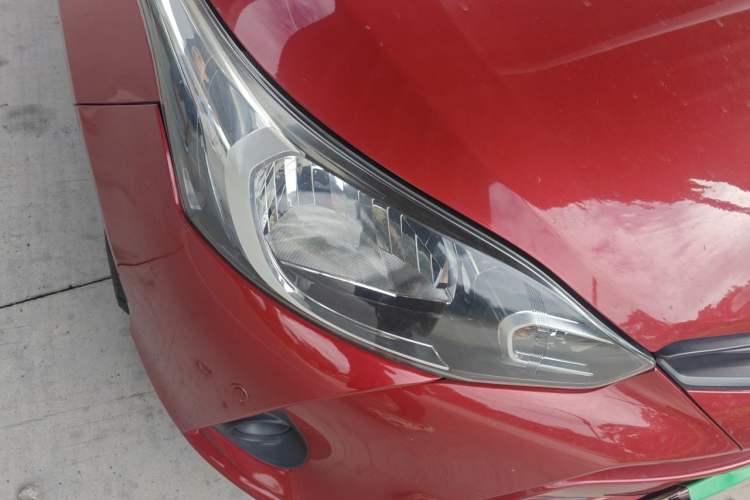 Used Toyota YARiS L Zhi Xiang 2019 1.5E CVT Dynamic Edition China VI compliant Right Front Headlight