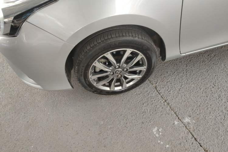 Used Toyota YARiS L Zhi Xiang 2019 1.5E CVT Dynamic Edition China VI compliant Left Front Wheel Hub