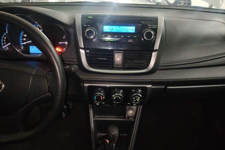 Used Toyota YARiS L Zhi Xiang 2019 1.5E CVT Dynamic Edition China VI compliant Audio And AC Panel