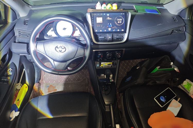 Used Toyota YARiS L Zhi Xiang 2019 1.5E CVT Dynamic Edition China VI compliant Center Console