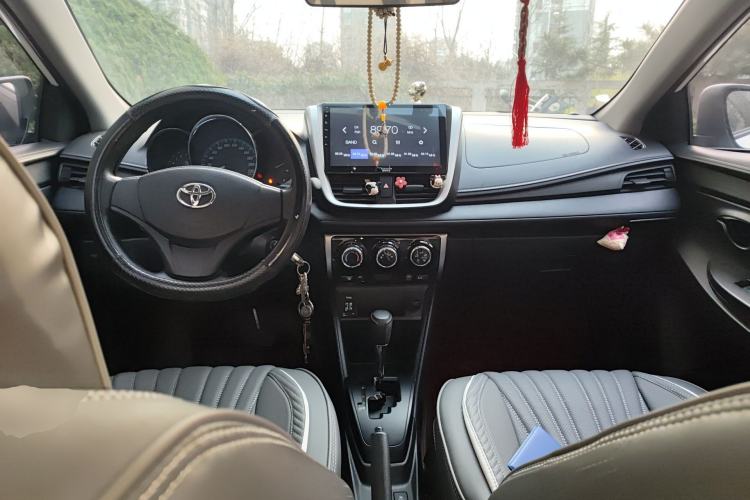 Used Toyota YARiS L Zhi Xiang 2019 1.5E CVT Dynamic Edition China VI compliant Center Console