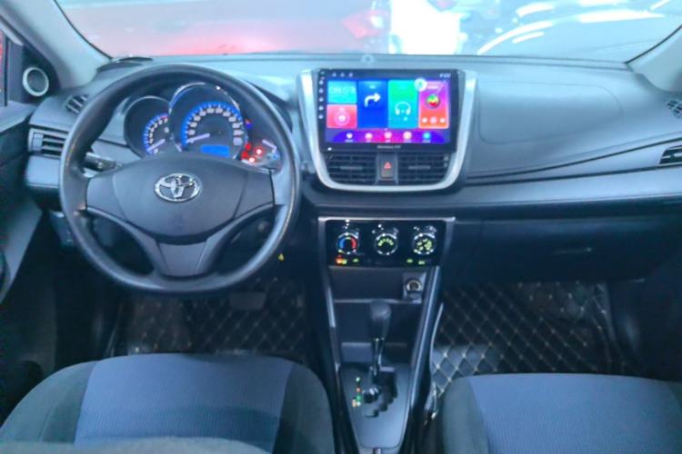 Used Toyota YARiS L Zhi Xiang 2019 1.5E CVT Dynamic Edition China VI compliant Center Console