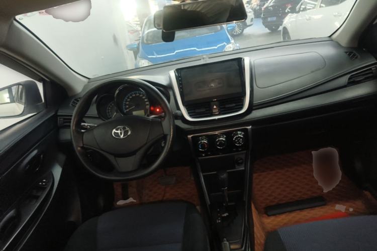 Used Toyota YARiS L Zhi Xiang 2019 1.5E CVT Dynamic Edition China VI compliant Center Console