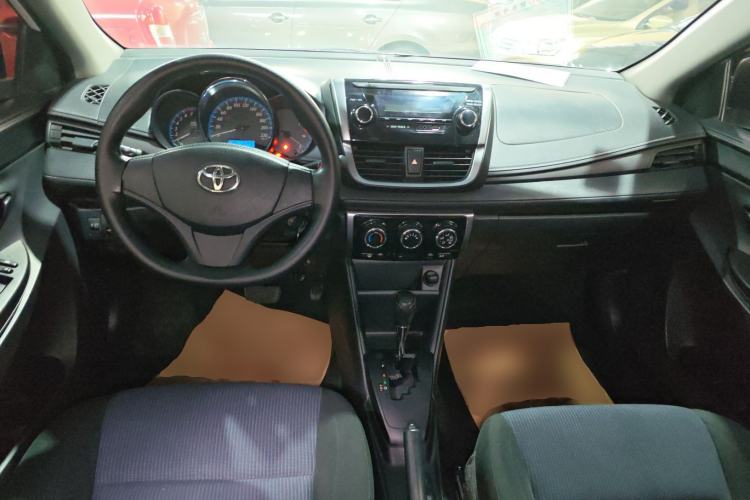 Used Toyota YARiS L Zhi Xiang 2019 1.5E CVT Dynamic Edition China VI compliant Center Console